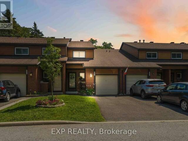 52 - 2078 ORIENT PARK DRIVE Ottawa Ontario, K1B 4V9 - 3 Bedrooms Condo For Sale