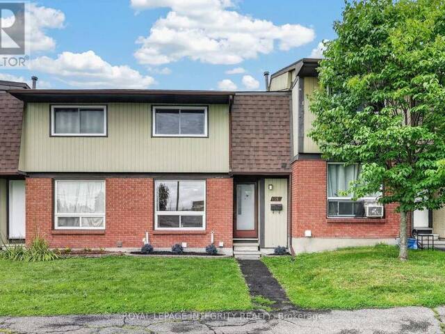 1352 BAKKER COURT Ottawa Ontario, K1C 2K4 - 3 Bedrooms Condo For Sale