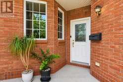174 CARWOOD CIRCLE W | Ottawa Ontario | Slide Image Three