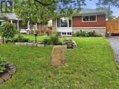 2162 RUSHTON ROAD Ottawa Ontario, K2A 1N7