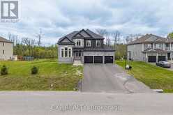 272 ANTLER COURT | Mississippi Mills Ontario | Slide Image Three
