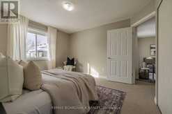 206 OAK LEAF PRIVATE | Ottawa Ontario | Slide Image Fifteen