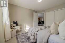 206 OAK LEAF PRIVATE | Ottawa Ontario | Slide Image Sixteen