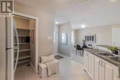 206 OAK LEAF PRIVATE | Ottawa Ontario | Slide Image Six