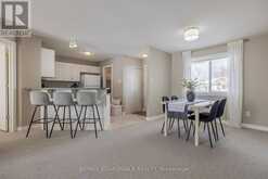 206 OAK LEAF PRIVATE | Ottawa Ontario | Slide Image Nine