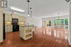 110 HEATHERCREST PRIVATE | Ottawa Ontario | Slide Image Eight