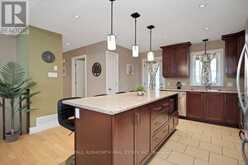 79 SETTLEMENT LANE | Russell Ontario | Slide Image Sixteen