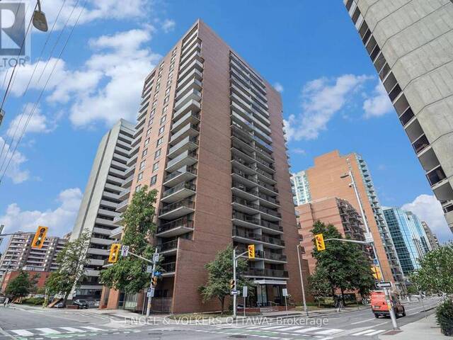 907 - 475 LAURIER AVENUE W Ottawa Ontario, K1R 7X1 - 2 Bedrooms Condo For Sale