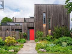 252 ATLANTIS AVENUE Ottawa Ontario, K2A 1X8