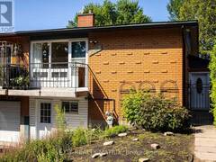 2064 ST LAURENT BOULEVARD Ottawa Ontario, K1G 1A9