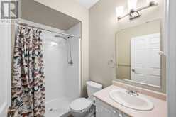 32 TRUMP AVENUE | Ottawa Ontario | Slide Image Nine