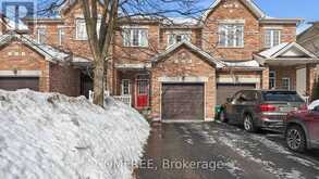 294 WAYMARK CRESCENT | Ottawa Ontario | Slide Image Two