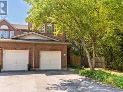 172 CARWOOD CIRCLE Ottawa Ontario, K1K 4V6