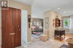 1174 CAMEO DRIVE | Ottawa Ontario | Slide Image Six
