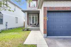 104 STRATHCARRON CRESCENT | Ottawa Ontario | Slide Image Two