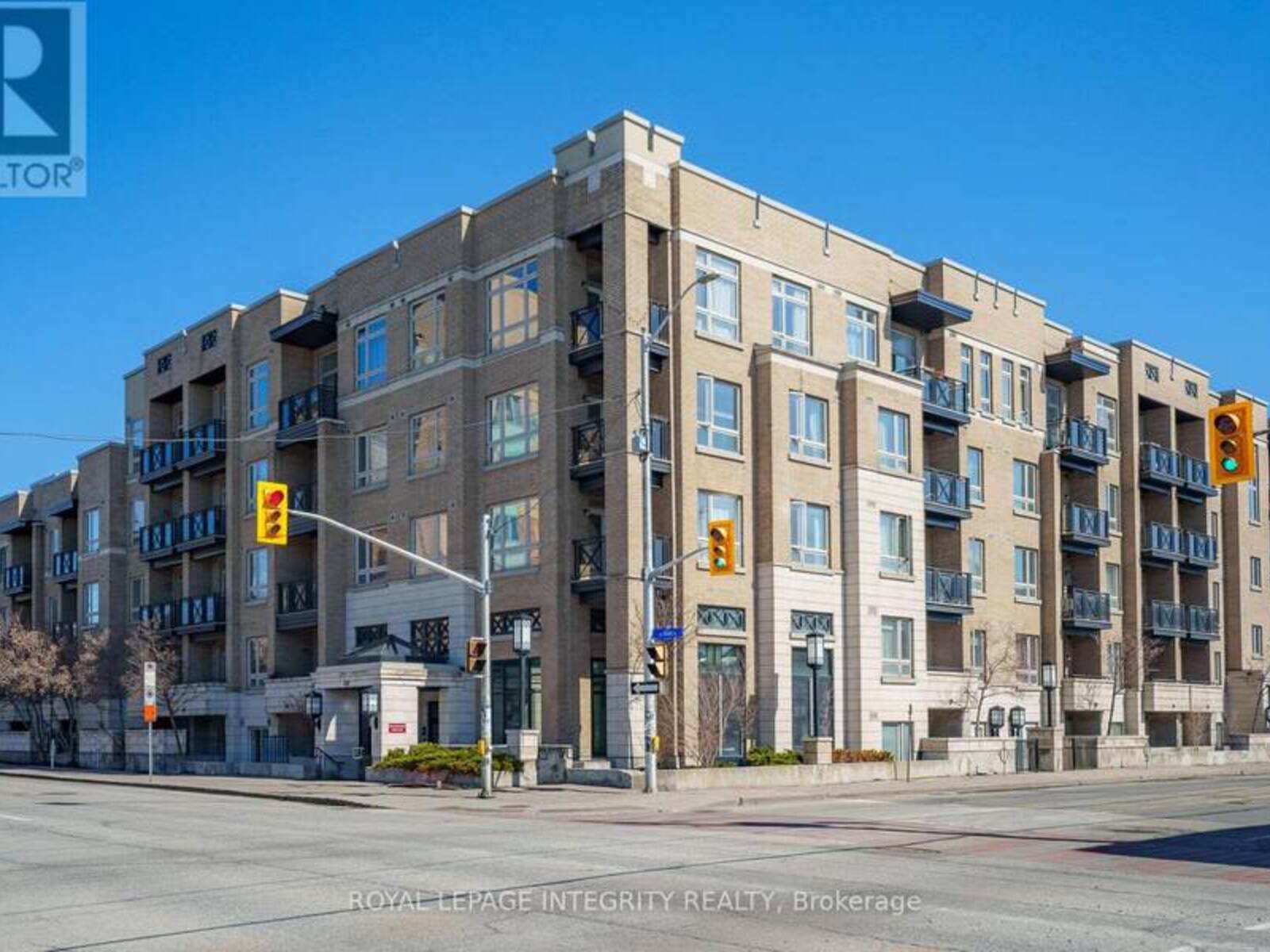 320 - 429 KENT STREET, Ottawa, Ontario K2P 1B5