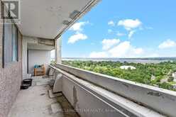 1402 - 415 GREENVIEW AVENUE | Ottawa Ontario | Slide Image Nine