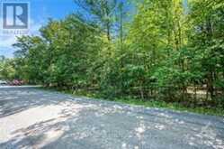 6 ROCK FOREST ROAD | Ottawa Ontario | Slide Image Five