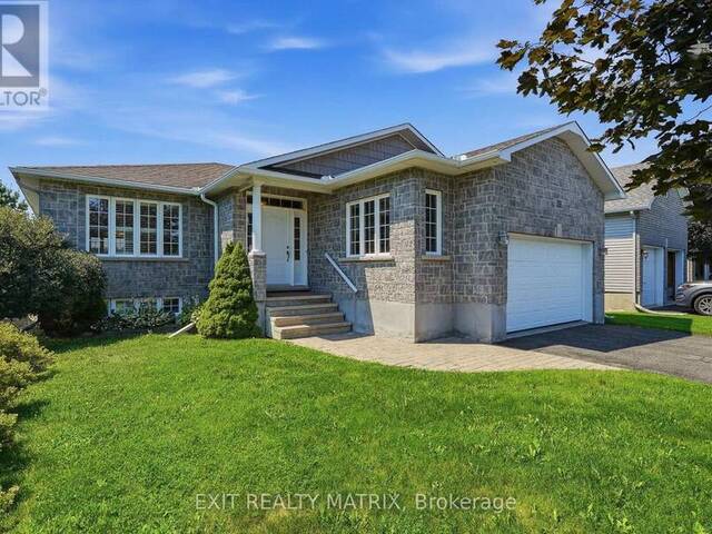 28 STATION TRAIL STREET Russell Ontario, K4R 0A3 - 3 Bedrooms Home For Sale