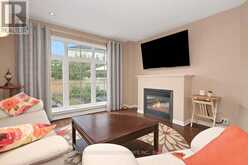 358 ALDWORTH PRIVATE | Ottawa Ontario | Slide Image Seven