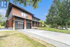 19 NEWLAND DRIVE E | Ottawa Ontario | Slide Image Four