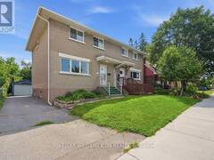 873 WOODROFFE AVENUE Ottawa Ontario, K2A 2G5