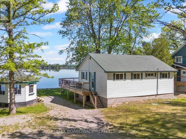339 LEAVOY LANE Renfrew Ontario, K7V 3Z8 - 3 Bedrooms Waterfront Home For sale