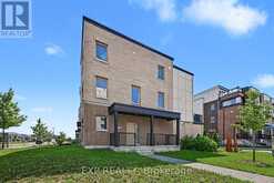 1400 HEMLOCK ROAD | Ottawa Ontario | Slide Image Two