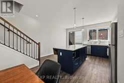 1400 HEMLOCK ROAD | Ottawa Ontario | Slide Image Eleven