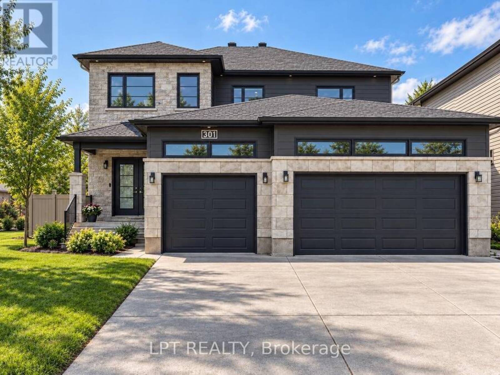 301 MOONLIGHT DRIVE, Russell, Ontario K4R 0L1
