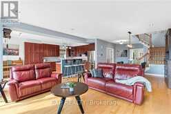 254 FLODDEN WAY | Ottawa Ontario | Slide Image Eight