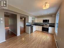 32 APPLEBY PRIVATE N | Ottawa Ontario | Slide Image Eight