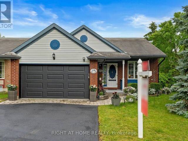 120 GRANDPARK CIRCLE Ottawa Ontario, K1G 6R5 - 3 Bedrooms Home For Sale