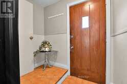 9 HURON AVENUE | Ottawa Ontario | Slide Image Three