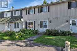 F - 1516 BEAVERPOND DRIVE | Ottawa Ontario | Slide Image Three