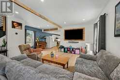 31 MINTO AVENUE | Smiths Falls Ontario | Slide Image Thirteen