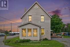 31 MINTO AVENUE | Smiths Falls Ontario | Slide Image Thirty-one