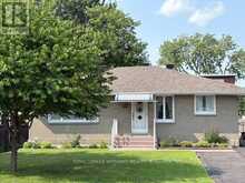 393 SPARTAN AVENUE W | Ottawa Ontario | Slide Image Two