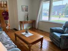 393 SPARTAN AVENUE W | Ottawa Ontario | Slide Image Six