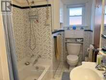 393 SPARTAN AVENUE W | Ottawa Ontario | Slide Image Nine