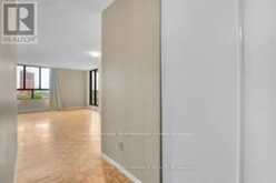 1107 - 475 LAURIER AVENUE W | Ottawa Ontario | Slide Image Seven