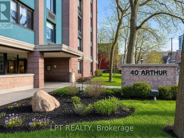 703 - 40 ARTHUR STREET Ottawa Ontario, K1R 7T5 - 2 Bedrooms Condo For Sale