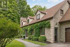 134 KAREN LANE | Perth Ontario | Slide Image One