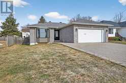 107 LORNE STREET | Smiths Falls Ontario | Slide Image Three