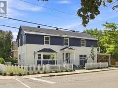 50 PUTMAN AVENUE Ottawa Ontario, K1M 1Z3