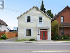 15 DANIEL STREET N Arnprior Ontario, K7S 2K4