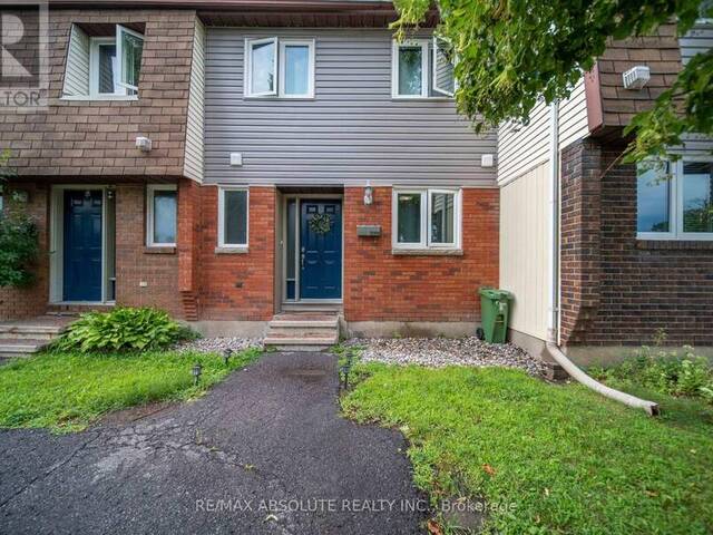 25 - 1299 CEDARCROFT CRESCENT Ottawa Ontario, K1B 5G9 - 3 Bedrooms Condo For Sale