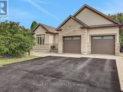 514 LANDSWOOD WAY Ottawa Ontario, K2S 0A5