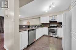 137 CORINTH PRIVATE | Ottawa Ontario | Slide Image Thirteen