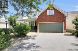 12 MATTAWA CRESCENT | Ottawa Ontario | Slide Image Three